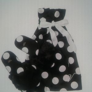 VS black and white polka dot slippers